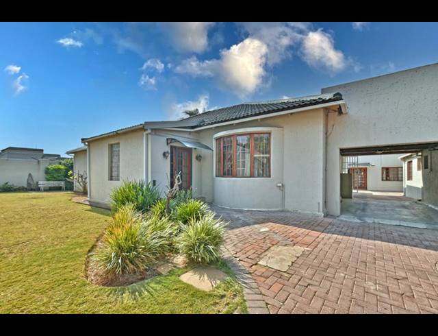 4 BEDROOM HOUSE FOR SALE IN SYDENHAM